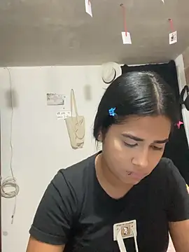 zoe evans5 online show from October 23, 2025, 11:47 pm