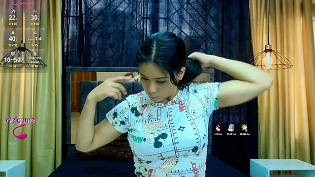 Honey Love   online show from September 20, 2025, 1:38 pm