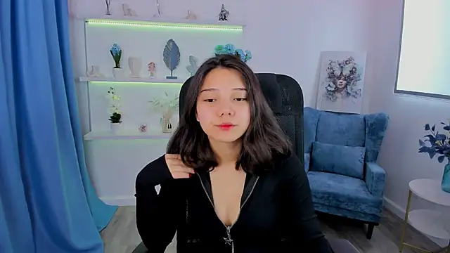 ElliVensda online show from September 28, 2025, 11:50 am