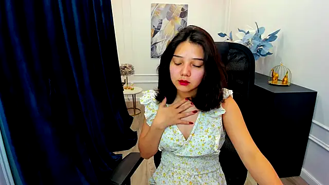 ElliVensda online show from October 2, 2025, 11:35 am