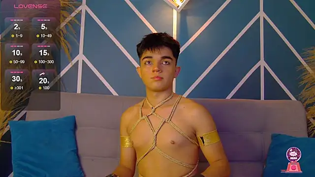 Snapshot of LucaDelart chatting on October 24, 2025, 2:16 pm LucaDelart online show from October 24, 2025, 2:16 pm