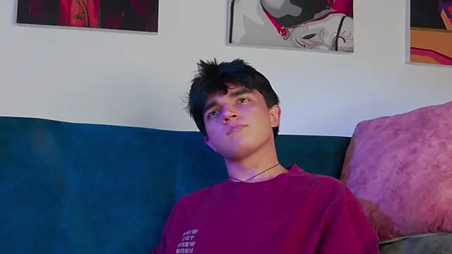 Snapshot of LucaDelart chatting on October 10, 2025, 7:47 pm LucaDelart online show from October 10, 2025, 7:47 pm