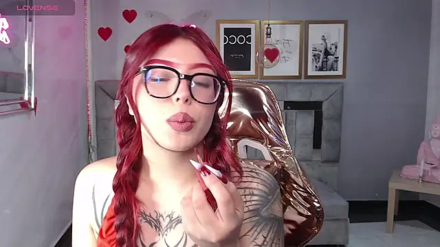 Snapshot of Red_Bunny_v chatting on February 22, 2026, 1:13 pm Red Bunny v online show from February 22, 2026, 1:13 pm