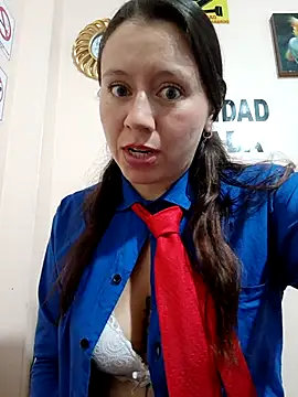 Snapshot of Hannah-colx chatting on September 27, 2025, 4:51 am Hannah-colx online show from September 27, 2025, 4:51 am