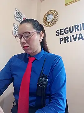 Snapshot of Hannah-colx chatting on October 12, 2025, 2:40 pm Hannah-colx online show from October 12, 2025, 2:40 pm