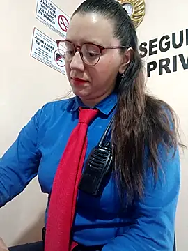 Snapshot of Hannah-colx chatting on October 19, 2025, 9:17 pm Hannah-colx online show from October 19, 2025, 9:17 pm