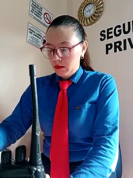 Snapshot of Hannah-colx chatting on October 21, 2025, 1:10 pm Hannah-colx online show from October 21, 2025, 1:10 pm