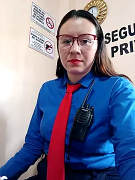 Hannah-colx online show from November 4, 2025, 4:00 pm