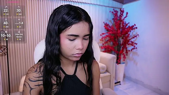 Snapshot of GiaNovak chatting on October 25, 2025, 11:42 am GiaNovak online show from October 25, 2025, 11:42 am