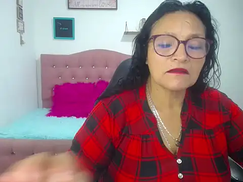  Cristal online show from September 17, 2025, 2:08 pm