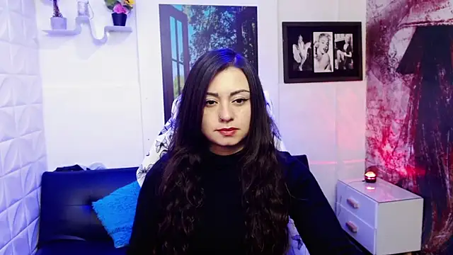 Eva Roussell online show from October 22, 2025, 4:17 pm