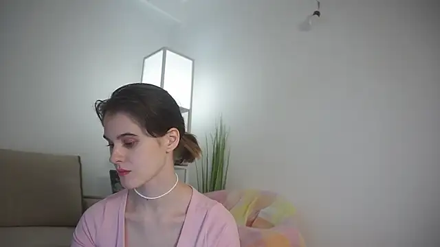 Iris pure online show from October 8, 2025, 6:08 pm