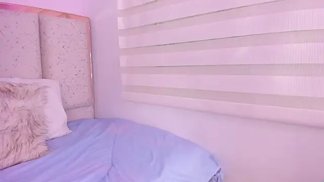 Snapshot of violeta_olsen chatting on October 7, 2025, 6:53 pm violeta olsen online show from October 7, 2025, 6:53 pm