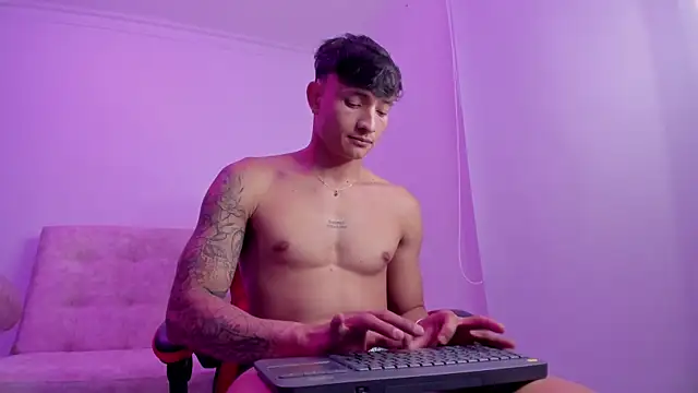 DavisFirb online show from April 8, 2026, 3:08 am