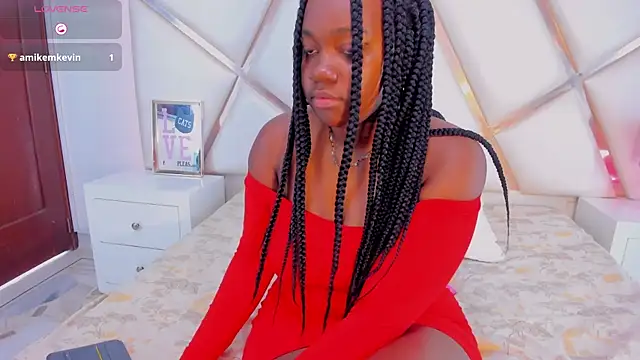 Snapshot of SulyClarck chatting on September 25, 2025, 7:53 pm SulyClarck online show from September 25, 2025, 7:53 pm