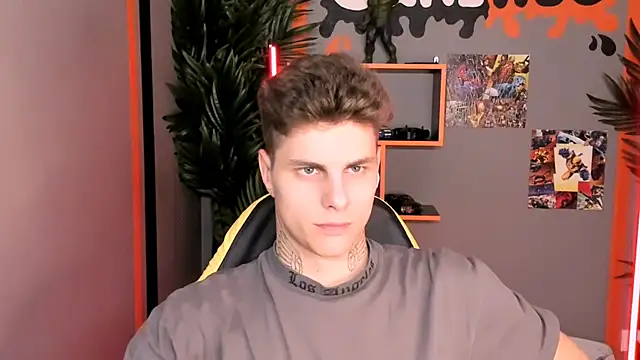 Snapshot of JackWolw chatting on October 25, 2025, 9:30 am JackWolw online show from October 25, 2025, 9:30 am