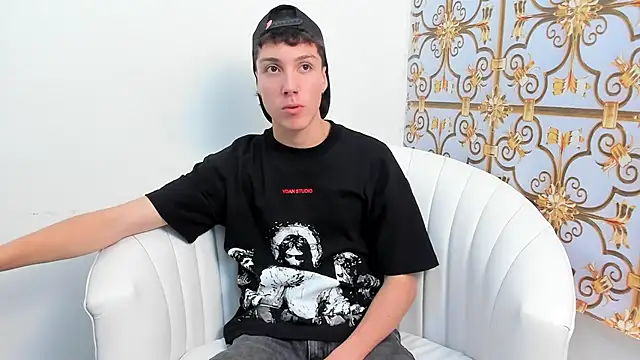 LittleDanny  online show from January 5, 2026, 7:50 pm