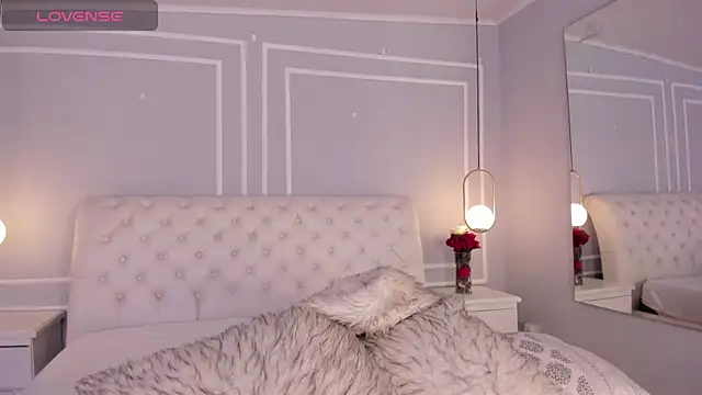 sakura Gomez online show from April 12, 2026, 7:17 pm