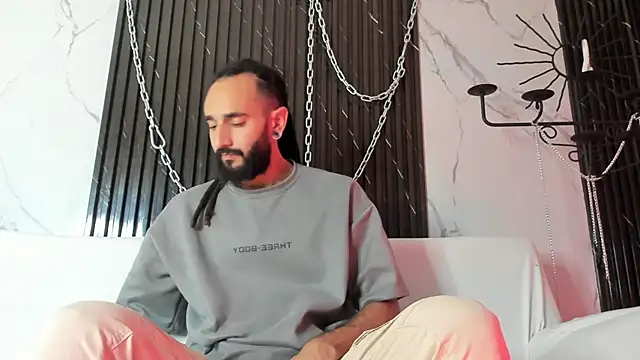 Tatis   online show from February 4, 2026, 8:04 pm