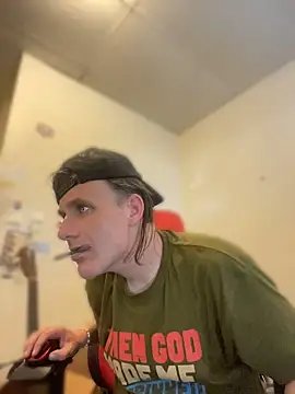 NicPolaris online show from April 17, 2026, 7:17 pm