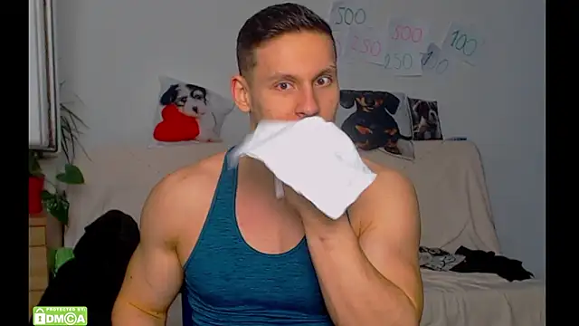 Snapshot of ZeinMiracles chatting on February 10, 2026, 8:19 pm ZeinMiracles online show from February 10, 2026, 8:19 pm