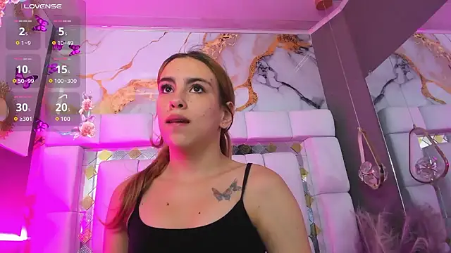 Snapshot of Natasha-Adams chatting on February 18, 2026, 8:38 pm Natasha-Adams online show from February 18, 2026, 8:38 pm