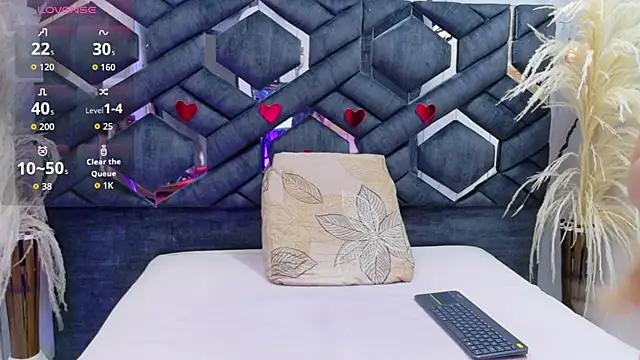 Snapshot of Natasha-Adams chatting on October 7, 2025, 9:27 pm Natasha-Adams online show from October 7, 2025, 9:27 pm