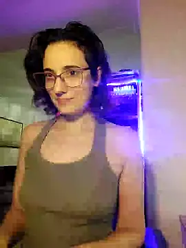 Tomiriss online show from September 12, 2025, 9:58 pm