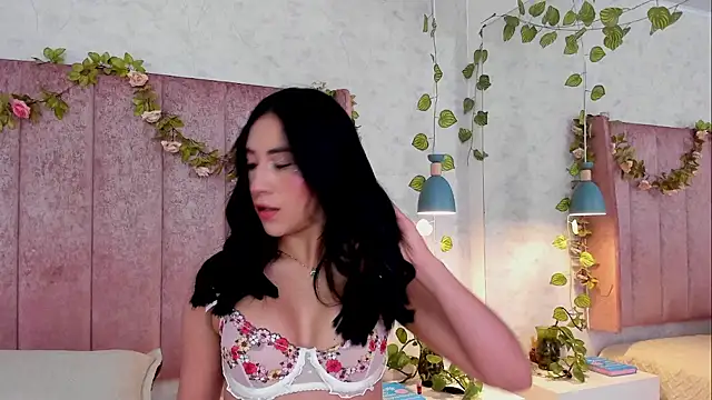 AnyaJay online show from December 1, 2025, 9:15 pm