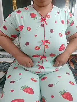 Snapshot of Hot-lino chatting on September 11, 2025, 7:47 pm Hot-lino online show from September 11, 2025, 7:47 pm