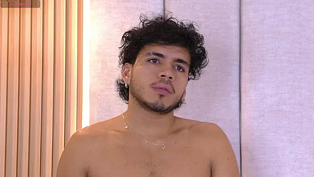 AlexanderJordan online show from September 22, 2025, 4:13 pm