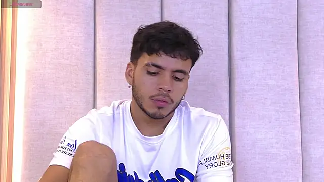 AlexanderJordan online show from October 5, 2025, 6:31 pm