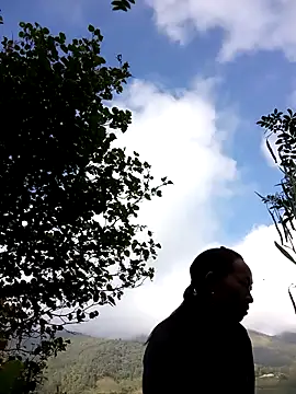 Snapshot of tcm-cute chatting on October 27, 2025, 12:55 am tcm-cute online show from October 27, 2025, 12:55 am