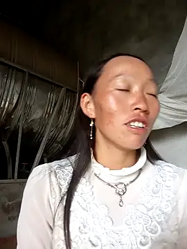 Snapshot of tcm-cute chatting on September 18, 2025, 5:43 am tcm-cute online show from September 18, 2025, 5:43 am