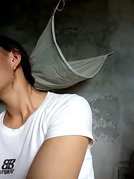 Snapshot of tcm-cute chatting on October 11, 2025, 5:41 am tcm-cute online show from October 11, 2025, 5:41 am