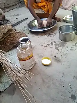 parmila203 online show from April 19, 2026, 2:01 am