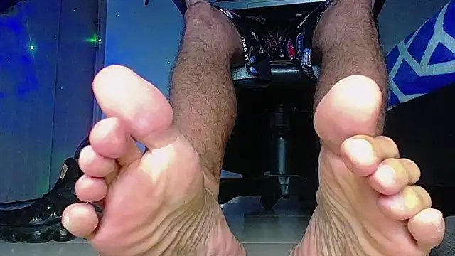 Snapshot of Sir_kev66 chatting on February 4, 2026, 1:33 am Sir kev66 online show from February 4, 2026, 1:33 am