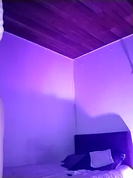  paulaaa online show from October 4, 2025, 11:50 pm