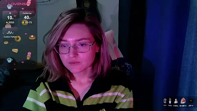 Snapshot of cute1stranger chatting on September 9, 2025, 11:41 am cute1stranger online show from September 9, 2025, 11:41 am