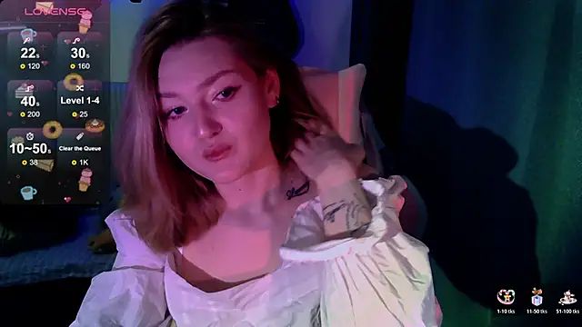 Snapshot of cute1stranger chatting on October 21, 2025, 4:23 am cute1stranger online show from October 21, 2025, 4:23 am