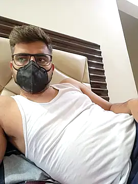 LoveGuruRA online show from October 8, 2025, 5:31 am