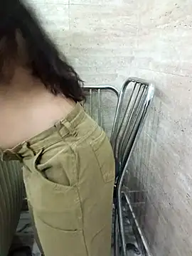 Black panda87 online show from October 17, 2025, 5:33 am