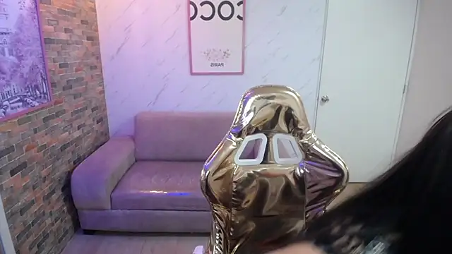 Snapshot of Ivony18_b chatting on September 26, 2025, 3:13 am Ivony18 b online show from September 26, 2025, 3:13 am