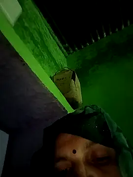 Snapshot of Payal950 chatting on October 24, 2025, 12:42 am Payal950 online show from October 24, 2025, 12:42 am