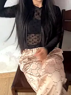 Snapshot of Tieuvi_18 chatting on October 25, 2025, 1:49 am Tieuvi 18 online show from October 25, 2025, 1:49 am