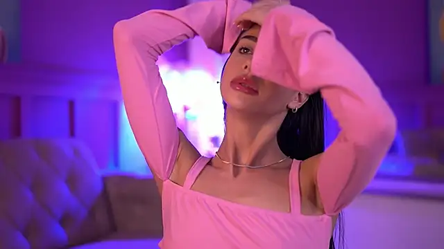 ArinaCarter online show from October 4, 2025, 5:14 pm