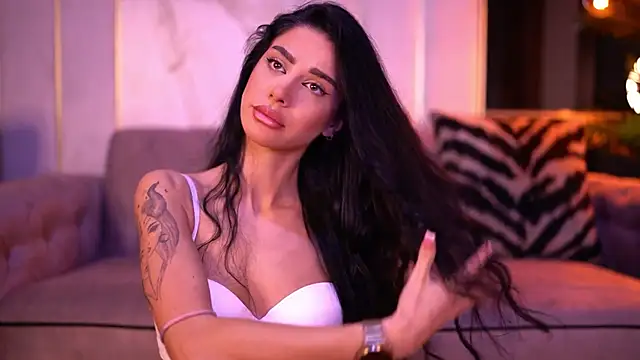 ArinaCarter online show from October 27, 2025, 6:09 pm