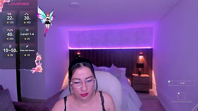 everlyy rose online show from September 16, 2025, 3:18 am