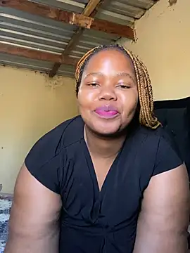Snapshot of Curvycandy95 chatting on July 4, 2026, 8:53 am Curvycandy95 online show from July 4, 2026, 8:53 am