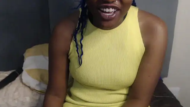 Snapshot of Tyllorsavage chatting on September 13, 2025, 7:47 pm Tyllorsavage online show from September 13, 2025, 7:47 pm